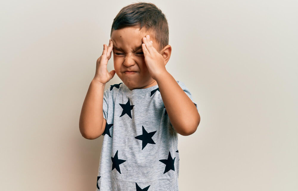 Headaches & Migraine Triggers During Winter in Children: Causes, Symptoms, and Prevention